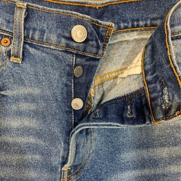 WOMAN’S LEVI STRAUSS denim shorts. Distressed. Button fly. Size 30. - Picture 4 of 7